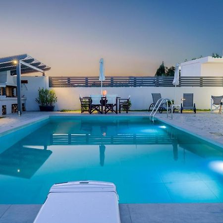 Bluewind Villa Sarakinádhon Eksteriør billede